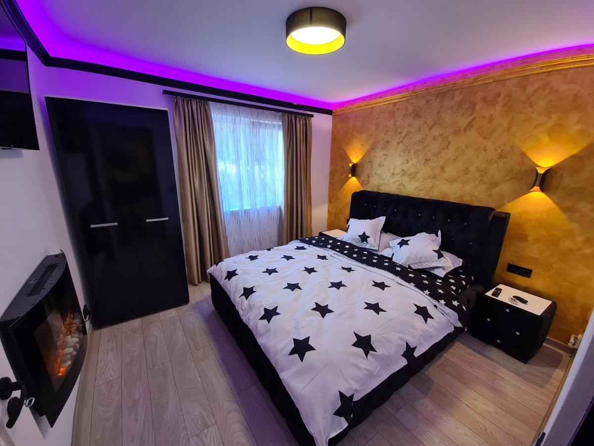 Diamonds House 2 Apartment Lupeni  Bagian luar foto
